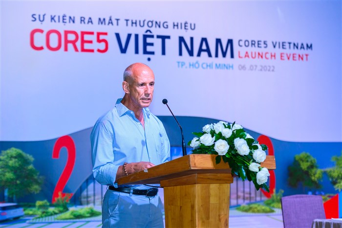 Ông Peter Raymond Ryder, Tổng giám đốc Indochina Capital, thành viên HĐQT Indochina Kajima, phát biểu trong sự kiện