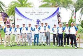 Golfer Nguyễn Văn Liêm trúng đấu giá “Áo thi đấu của Nhà Vô Địch Sea Games 32 – Lê Khánh Hưng”