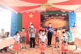 Nestlé Việt Nam trao tặng quà cho thiếu nhi bị ảnh hưởng bởi đại dịch Covid-19