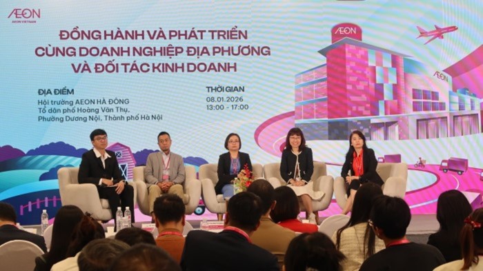 Đại diện của AEON Việt Nam giải đáp các vướng mắc và khó khăn cho doanh nghiệp địa phương tại sự kiện ở Hà Nội