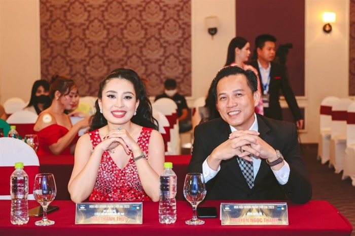 Ông Nguyễn Ngọc Thành, Trưởng BTC và Á hậu Mai Thanh Thuỷ, Phó BTC.