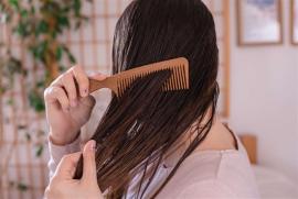Những sai lầm thường gặp trong chăm sóc khiến tóc rụng, nhanh bết