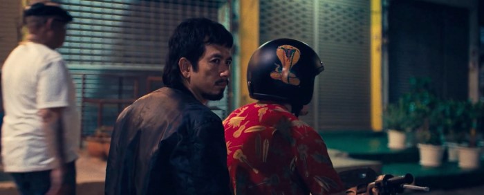 Chuỗi hành động rượt đuổi cùng đôi bạn thân Petch và Bom khiến khán giả thót tim