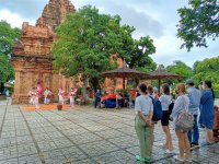 Lo lắng về mục tiêu 5 triệu lượt khách quốc tế năm 2022