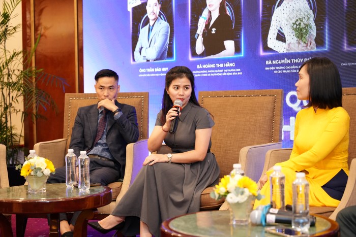 Bà Hoàng Thu Hằng – Trưởng Phòng Quản lý thị trường BĐS thuộc Cục Quản lý nhà và Thị trường BĐS (Bộ Xây dựng) chia sẻ thông tin