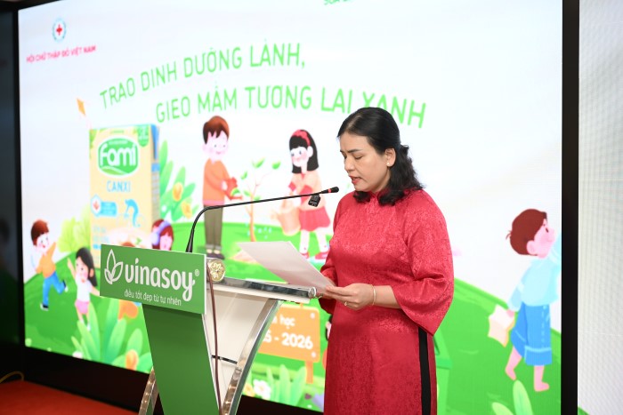 Ủy viên Ban Thường vụ Tỉnh ủy, Phó Chủ tịch Thường trực UBND tỉnh Y Ngọc phát biểu tại buổi lễ
