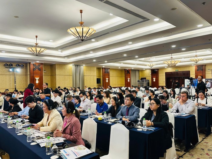 Rất đông khách mời đã tới tham dự Diễn đàn
