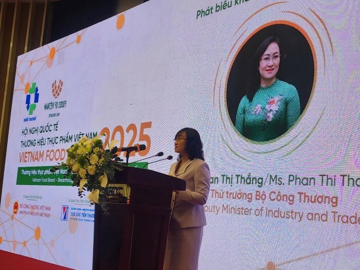 Thứ trưởng Bộ Công Thương Phan Thị Thắng phát biểu khai mạc Hội nghị