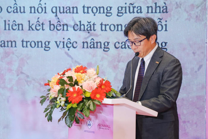 Ông Takeuchi Takashi - Phó Tổng Giám đốc Khối Văn phòng đại diện AEON Việt Nam phát biểu tại sự kiện