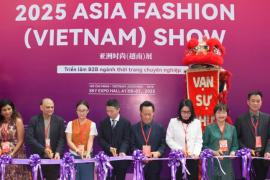 Khai mạc sự kiện thời trang châu Á - Asia Fashion (Viet Nam) Show 2025 tại TP.HCM